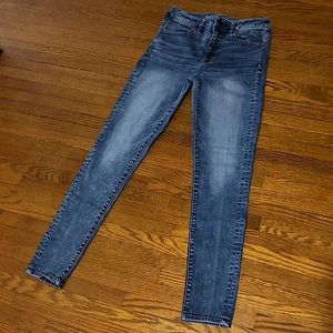 AE Women’s Hi Rise Jegging Size 4